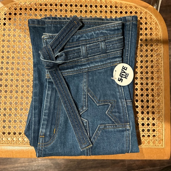 Stoned Immaculate Superstar Jean in Filmore - Picture 11 of 12